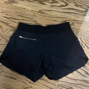 Black Athleta shorts size 6